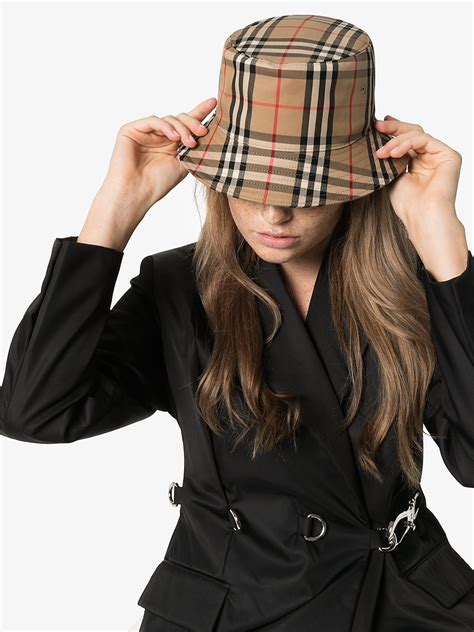 burberry bucket hat womens